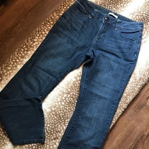 π¨Sale on Closetπ¨Womenβs Lee Flair Jeans